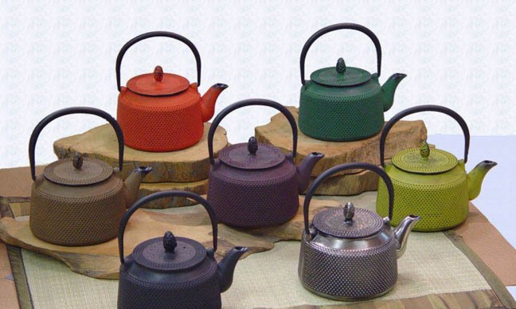 Cast Iron teapots and kettles